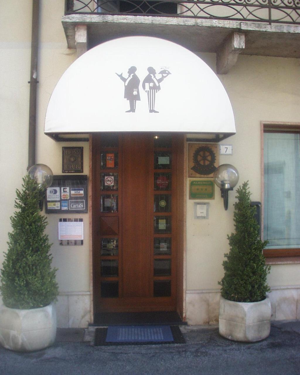 Hotel Europa Viadana Экстерьер фото